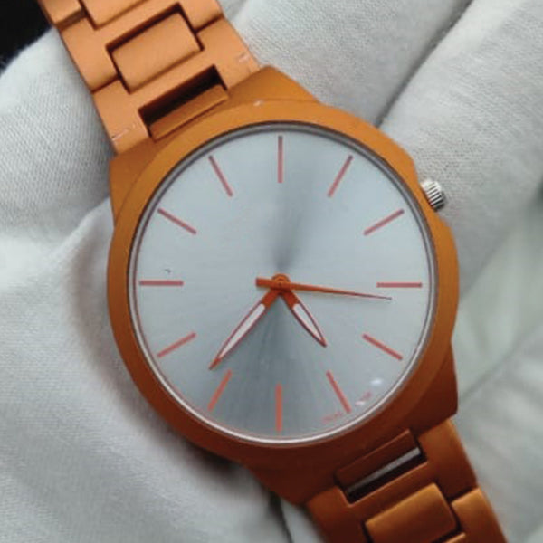 New Simple White & Light Brown Wrist Watch For Womens | 24hours.pk