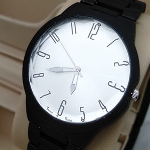 New Simple White & Black Wrist Watch For Womens | 24hours.pk
