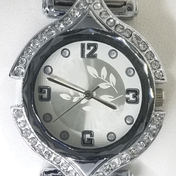 Stylish Ladies Magnet Diamonds Dial Watch Silver & White | 24HOURS.PK
