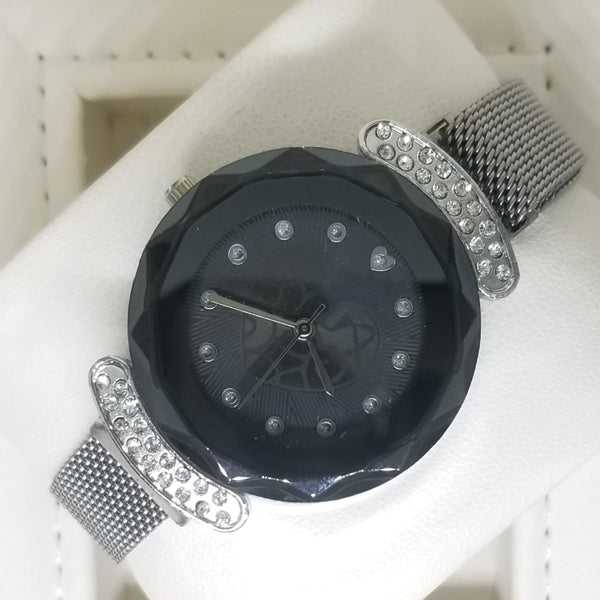 New Black Ploygon Magnet Watch In Silver Chain 00065 | 24hours.pk