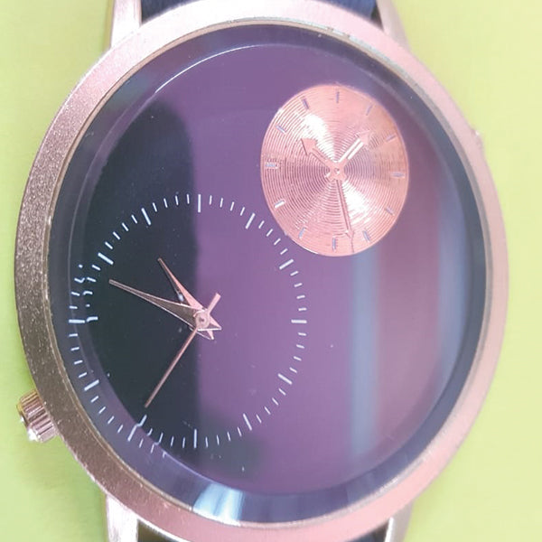 Latest Design Leather Straps Analog Watch Random Colors | 24HOURS.PK