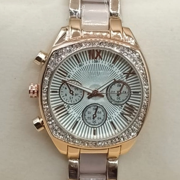 Women Square Dial Watch White Dial With Golden Chain 71631