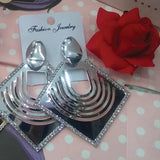 Kite Design Earrings For Her Random Colors | 24hours.pk