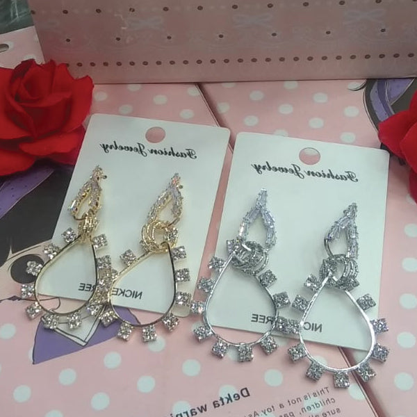 Zarcoon Rounded Creative Diamond Earrings For Her Random Colors | 24hours.pk