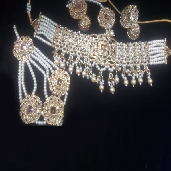 White & Golden Pearl Necklace Set For Her 452149 | 24hours.pk