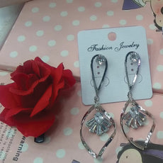 Leaf & Flower Shaped Fashionable Diamonds Earrings For Her Random Colors | 24hours.pk