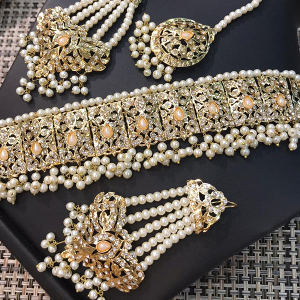 Set Hadrabade Malty Simple Design Necklace For Women In Offwhite Color Stones 51133