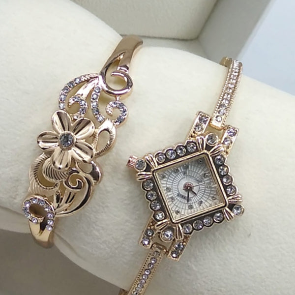 Latest Creative Polygon Shaped Watch With Fashionable Bracelet For Her 00445