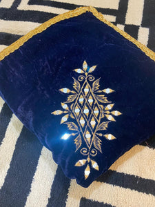 VELVET MIRROR SHAWLS