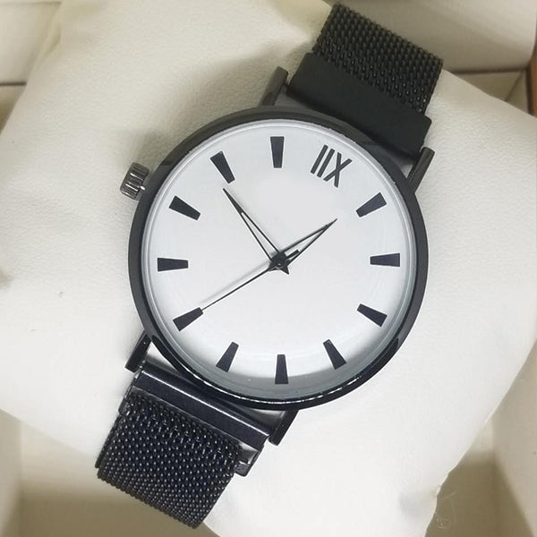Magnet Chain Roman Style Watch For Womens Black | 24hours.pk