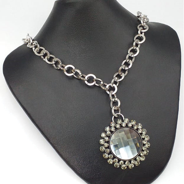 Rounded Shaped Diamond Necklace With Silver Chain For Womens | 24hours.pk