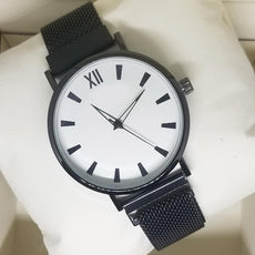 Magnet Chain Roman Style Watch For Womens Black | 24hours.pk